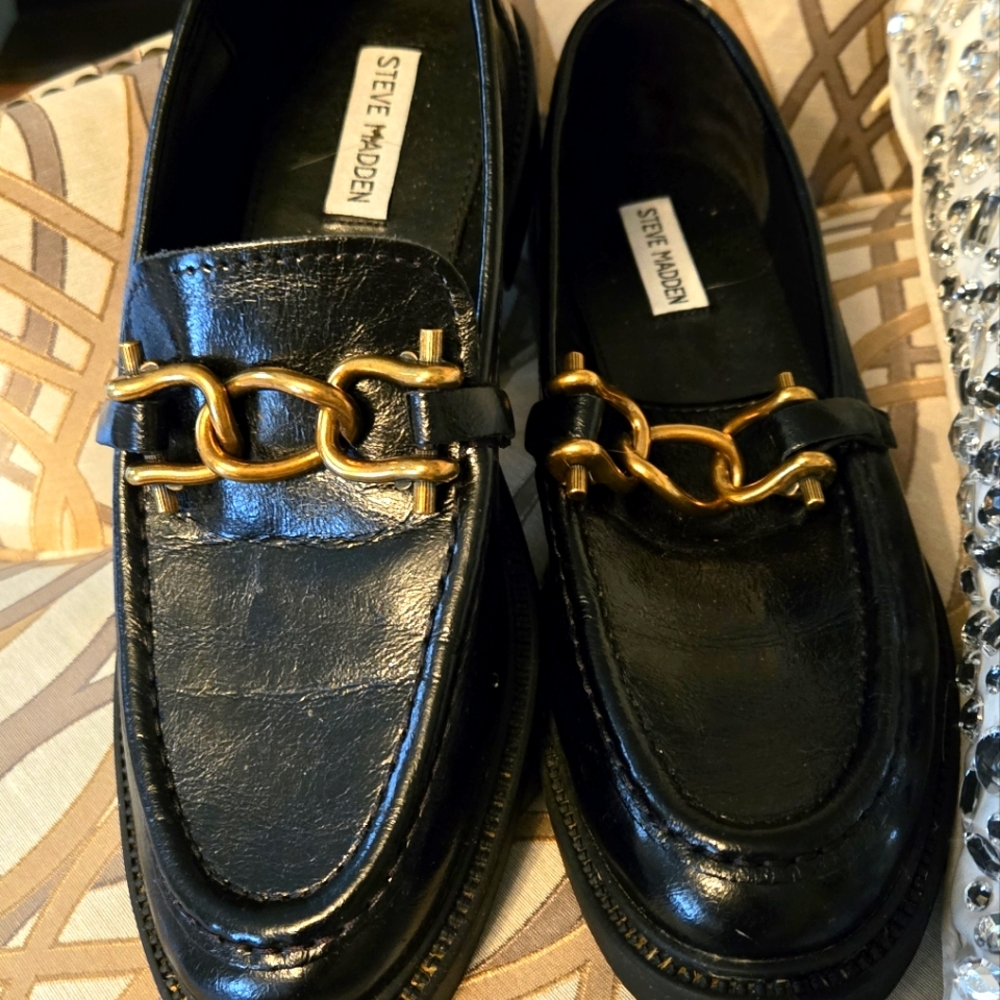 Steve Madden loafers